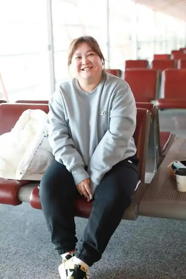 综艺节目上的贾玲,总是带给人们欢乐.