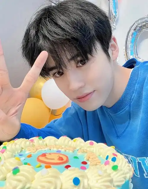 姚景元生日快乐0913