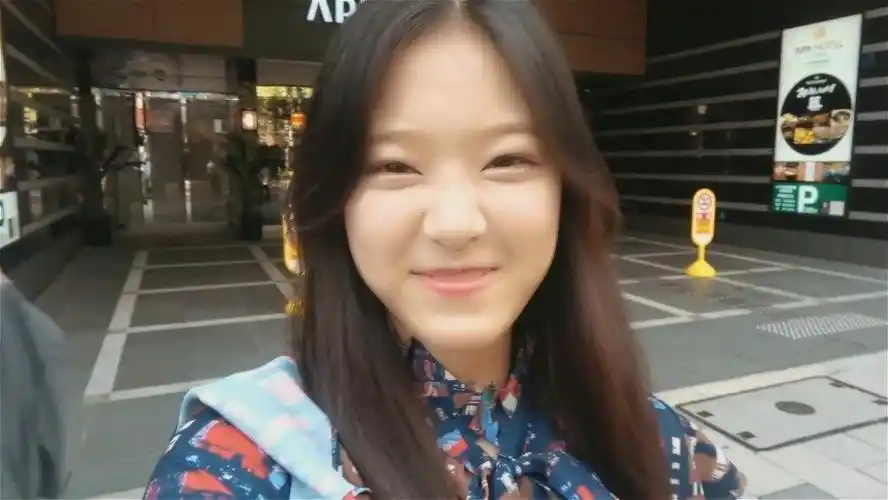 [爱你]转发@all贤专用号:#4yearswithh. 来自campbunny - 微博