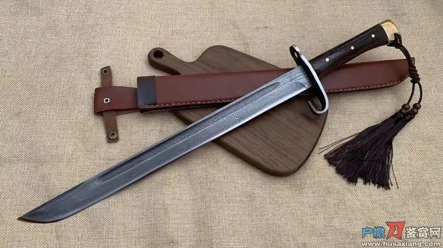 户撒精品花纹钢三八刺刀