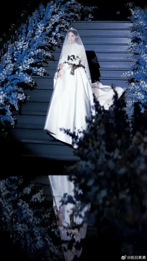 张予曦婚纱剧照##张予曦白色婚纱造型