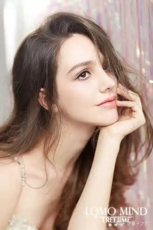 你身边还有天生丽质 皮肤很好的的朋友么?