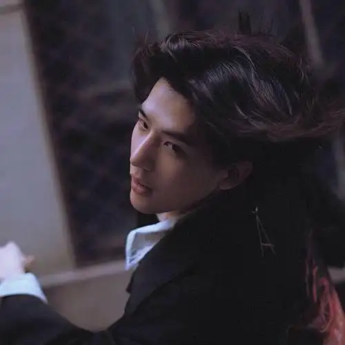 超酷个性qq男生真人帅气头像