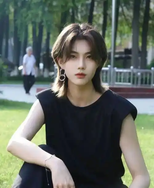 炫彩狼尾发,瘦脸又甜酷_性别_个性_发型