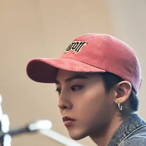 gd权志龙同款灯芯绒棒球帽韩版字母弯檐嘻哈帽遮阳百搭鸭舌帽子图片
