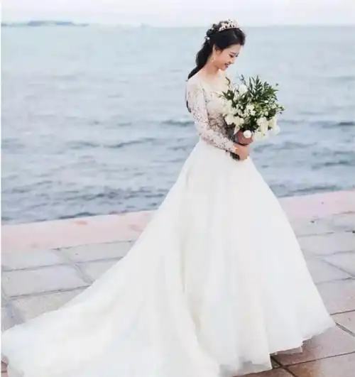 抖音自带婚纱(抖音最火的婚纱特效)