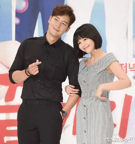 日日剧《爱到最后》姜恩卓,李英雅恋爱中,如剧名般「爱到最后」吧!