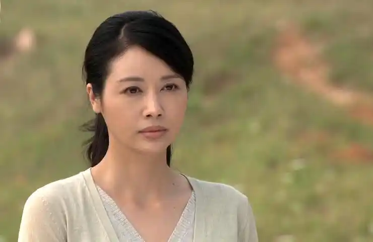 邓瑛开口质问,孙洪涛出言反驳,看来你们之间有误会啊