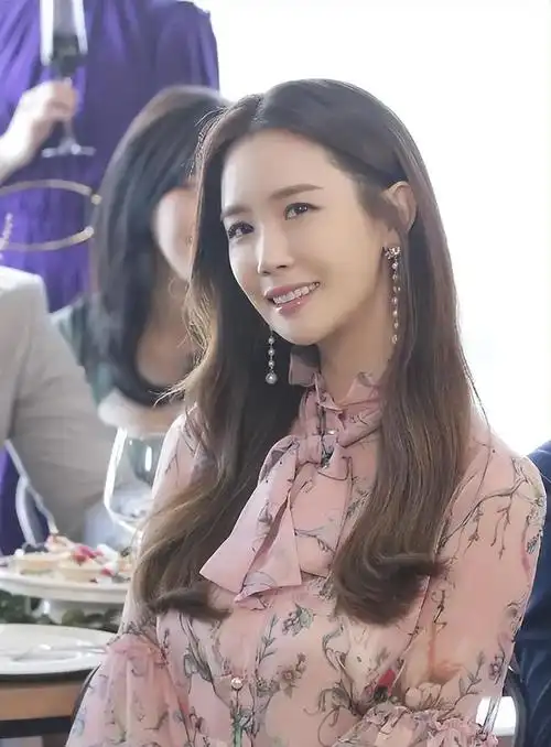 李易峰事件后,李多海默不作声,网红湾湾自称有猛料,郭子瑜力锤|娱乐圈