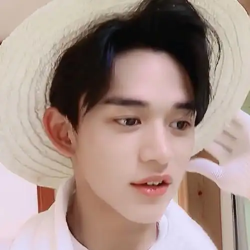 头像壁纸黄旭熙梦想一定要多梦想越多人生越精彩