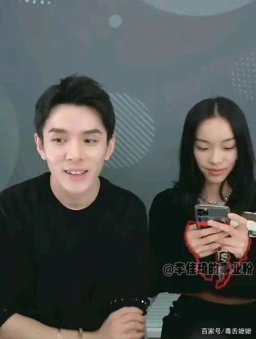 omg!李佳琦刘柏辛竟然是堂兄妹,李佳琦堂妹靠奇袭圈粉无数