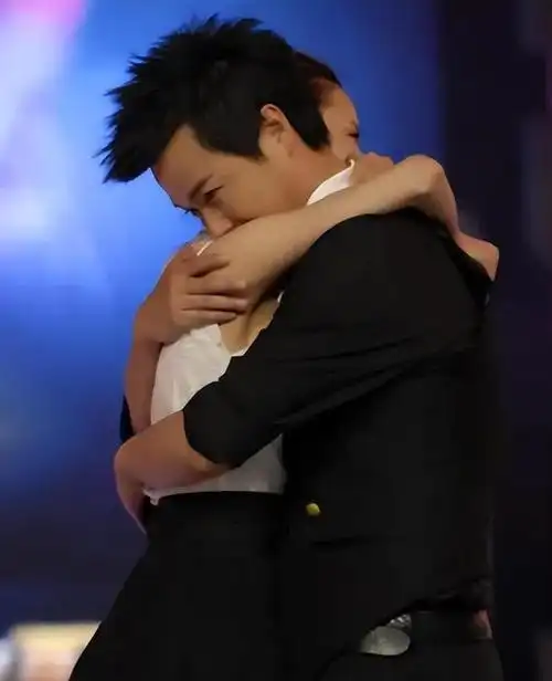 有种"不敢嫁"叫陈思诚,深扒他的往事才明白,佟丽娅有多不容易