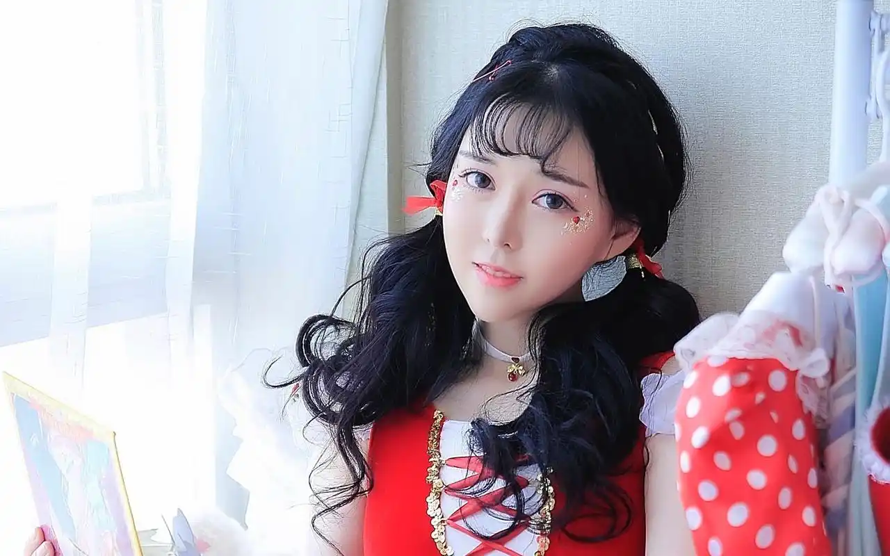 网红美女性感写真高清电脑桌面壁纸