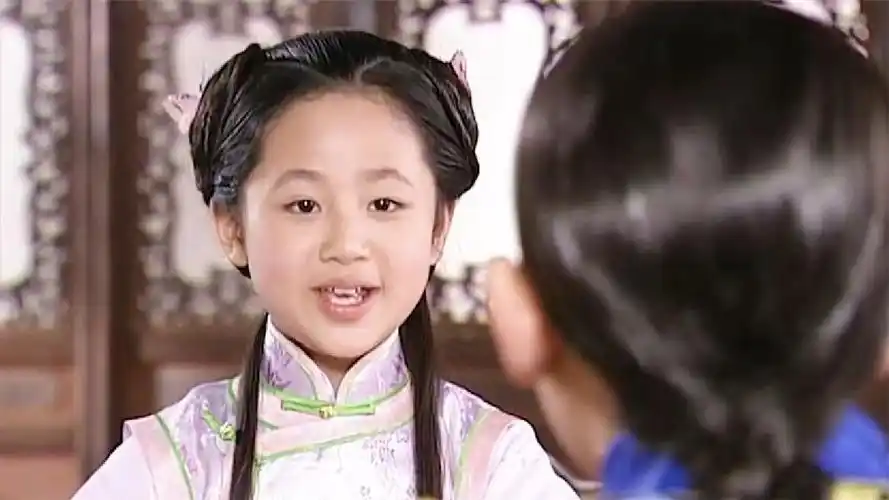 杨紫小时候竟然演了这么多戏,跟这么多大咖都合作过,厉害啊!