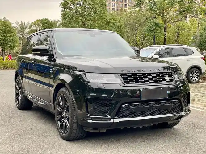 2021年4月路虎揽胜运动版3.0 l6耀黑版(进口),3. - 抖音