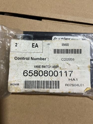 霍尼韦尔 08545000 c20558 vane switch assy 6580800117 全新