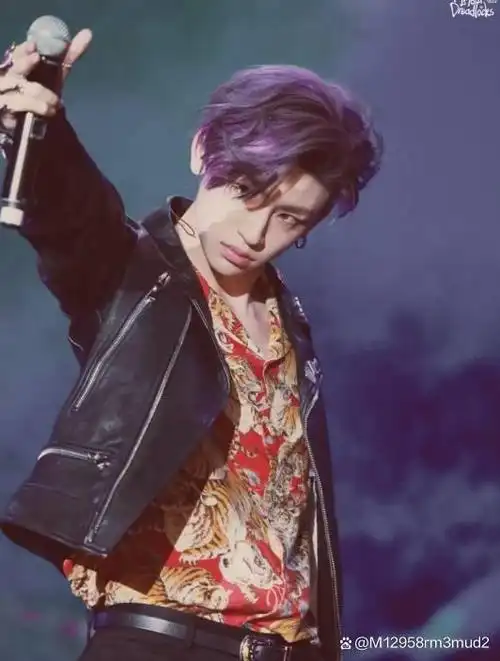 王琳凯经纪人丨"王琳凯:说唱界的新星,舞台的主宰"