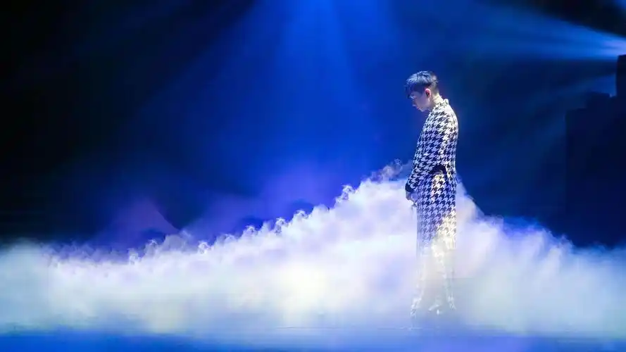 林俊杰《圣所》世界巡回演唱会 壁纸图片 _ 图片网
