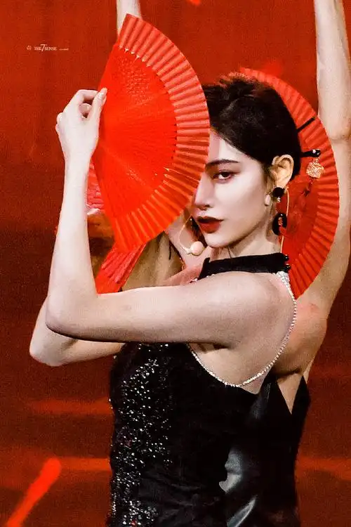 许佳琪跳舞真令人着迷