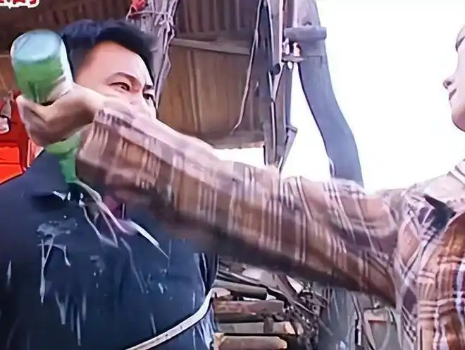 命案十三宗:童玲放火烧死丈夫原型