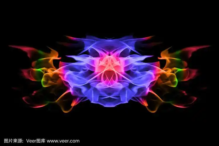 抽象的彩色火焰火焰在黑色的背景