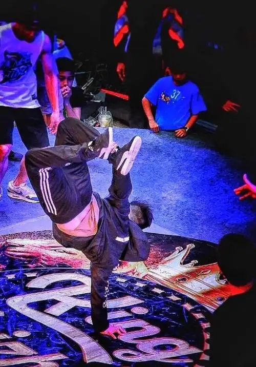 暑假breaking焕然一新亲宝贝mgt少儿流行街舞!