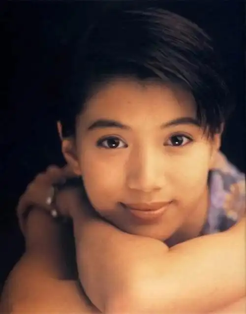 1990年香港小姐冠军袁咏仪67676767