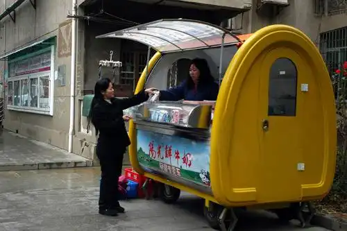 环保早餐车亮相南昌