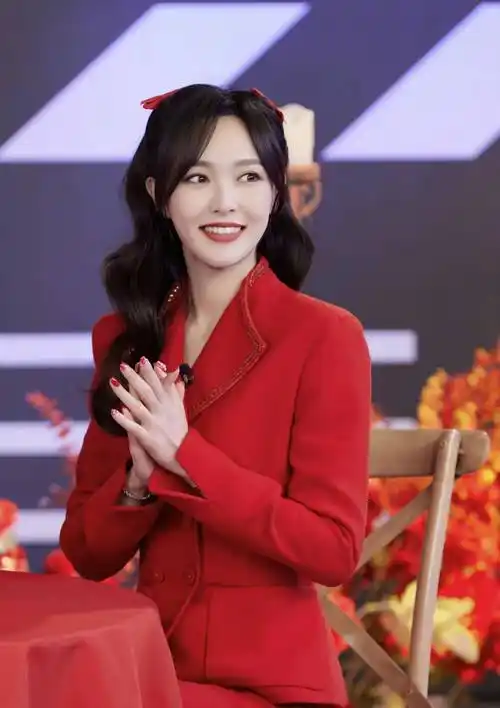 女星唐嫣写真合集:优雅唯美,温婉可人