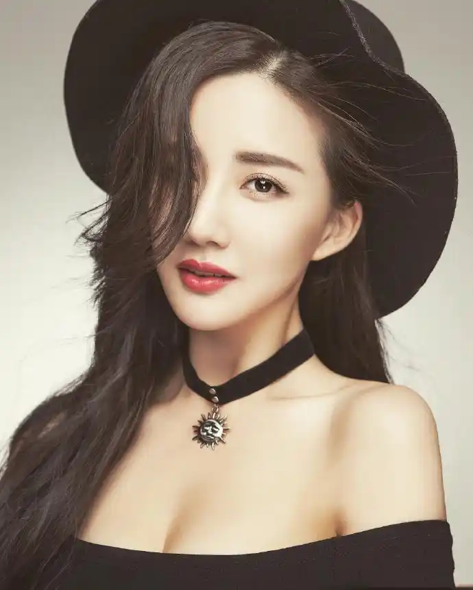 陈欣予养眼迷人写真图片 陈欣予图片