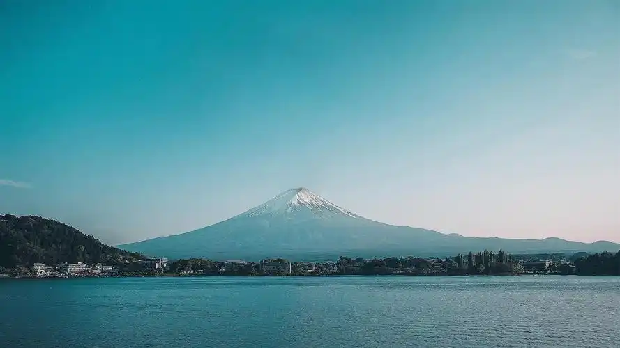 电脑壁纸 风景 日本富士山秀丽美景