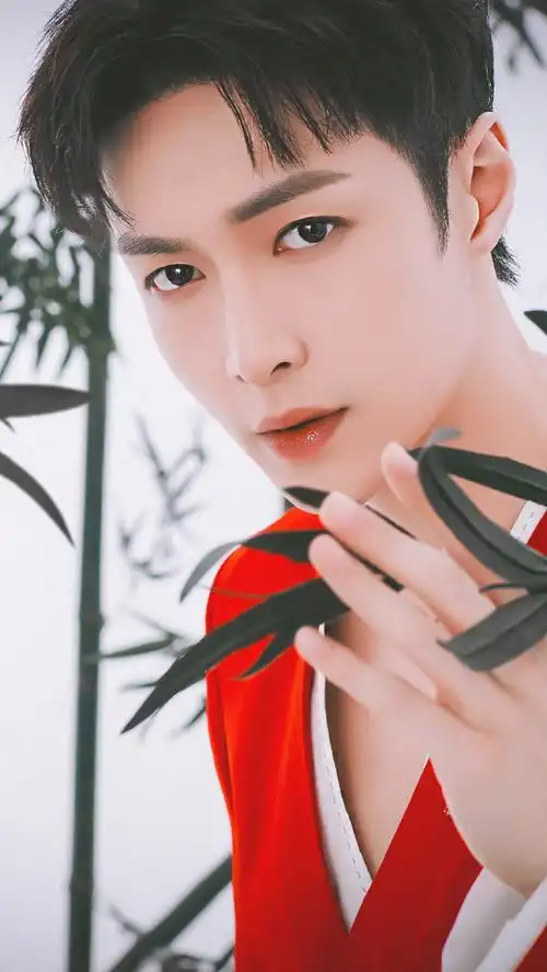 张艺兴水墨古风大片