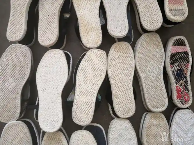 80年代左右手工拉底女式千层底布鞋17双