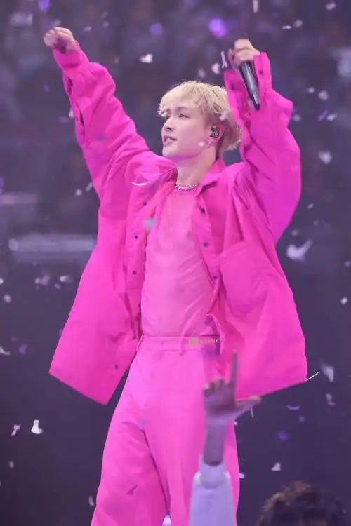 张艺兴[超话]##张艺兴重庆演唱会##张艺兴2023大航海巡演