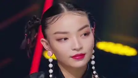 天赐的声音:丁太升犀利点评说唱女王vava,美女怼回去:你不会,你还在教