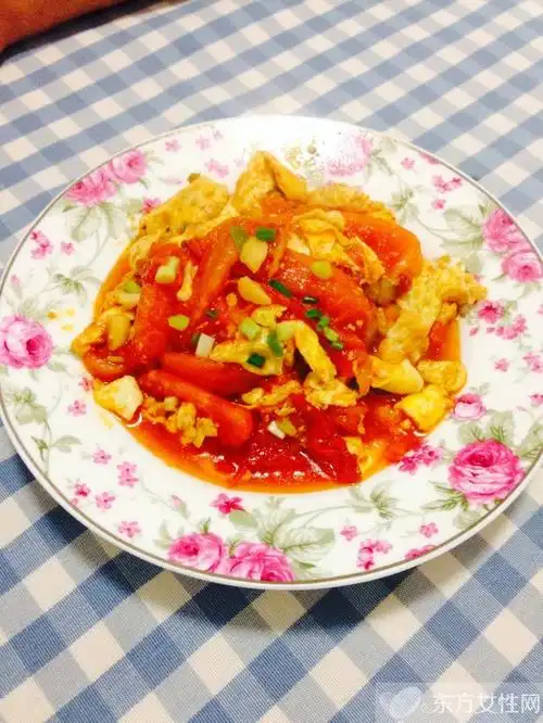 番茄炒蛋的家常做法 番茄炒蛋润肤又助消化d7ef9fe4