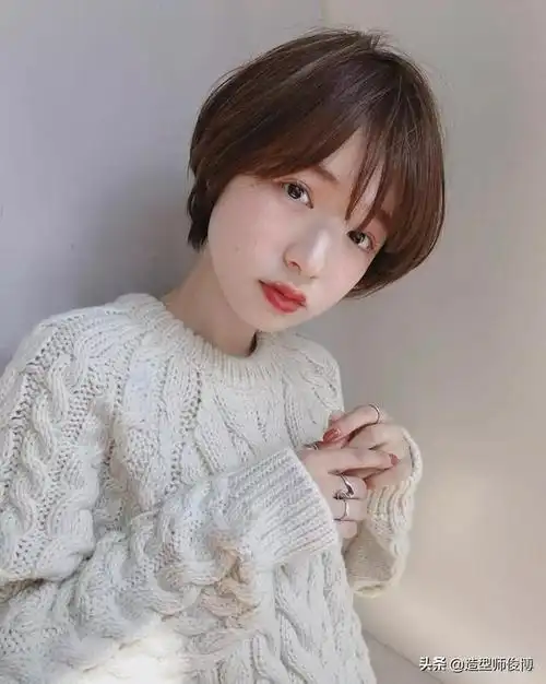 2020圆脸减龄最火短发女(2020圆脸减龄最火短发女超短)-天晟网