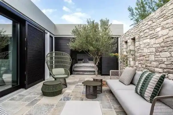 如何将室外空间转变成一个美丽的户外休闲区,让你的家更具吸引力