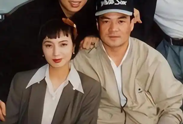 刘晓春:与尤勇智闪婚闪离,二婚嫁郭凯敏,婚后生一子幸福美满