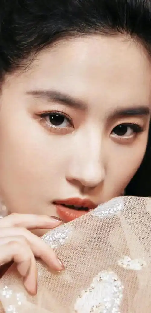 刘亦菲壁纸笑靥如花明艳不可方物