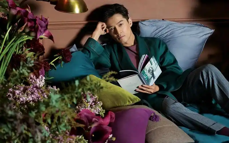 美男子胡歌时尚写真壁纸_帅气的胡歌