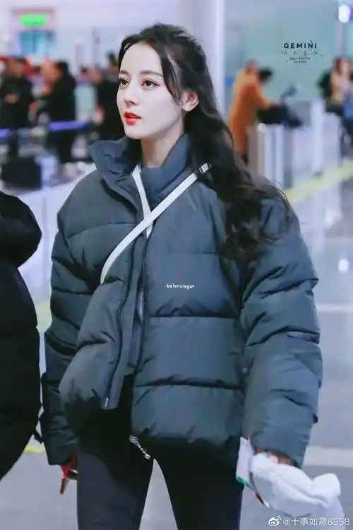 迪丽热巴×机场