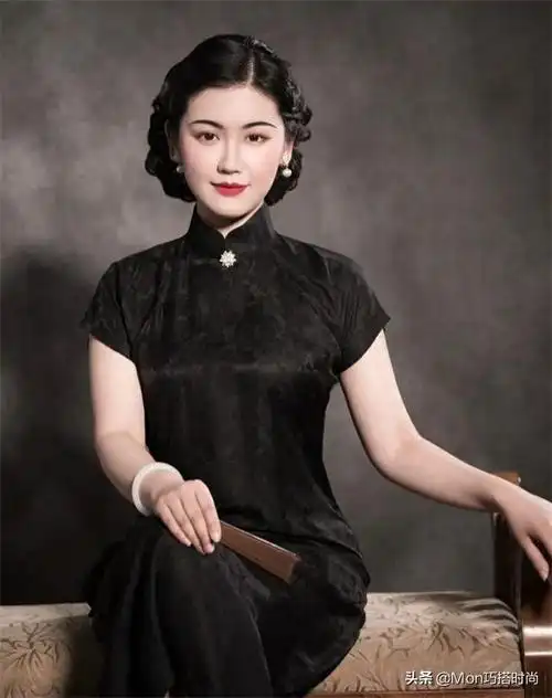 讲真,6,70年代妈妈们的审美,绝了!裙永远过膝,发微卷而不乱