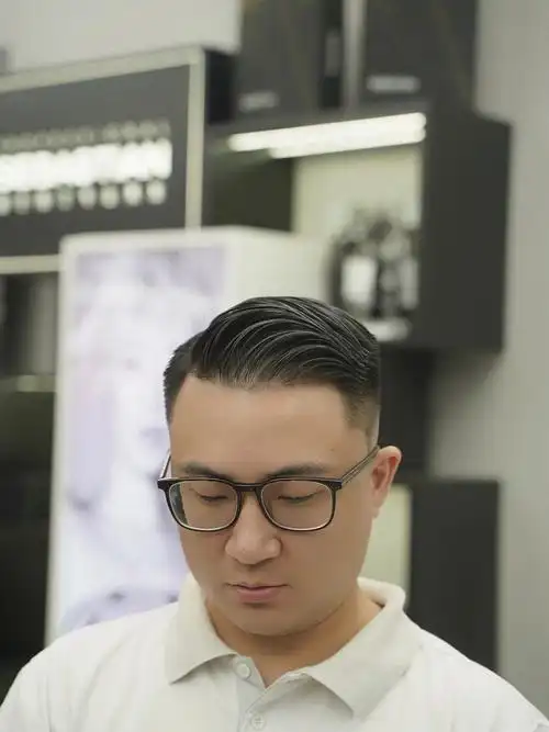 德阳razor剃刀男士理发馆cici发型分享