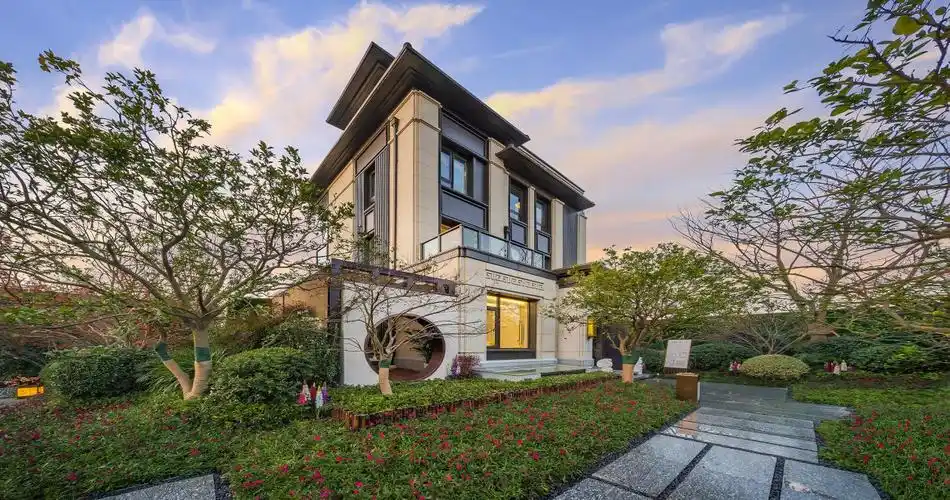 龙湖丽丰西宸原著 专属全家福,定格合肥家族荣耀!