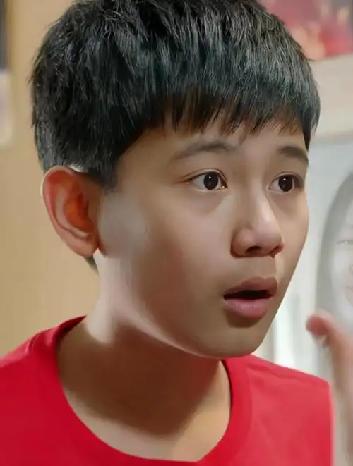 小别离:朵朵帮小宇查看托福成绩,结果出来让小宇大为震惊