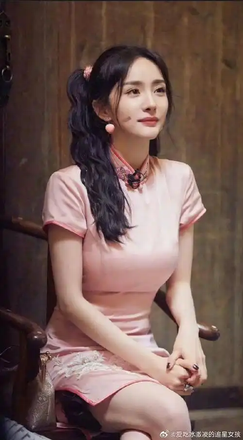 杨幂穿旗袍好美##杨幂穿旗袍