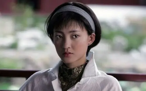 王丽坤饰演电视剧《五号特工组》中的高寒