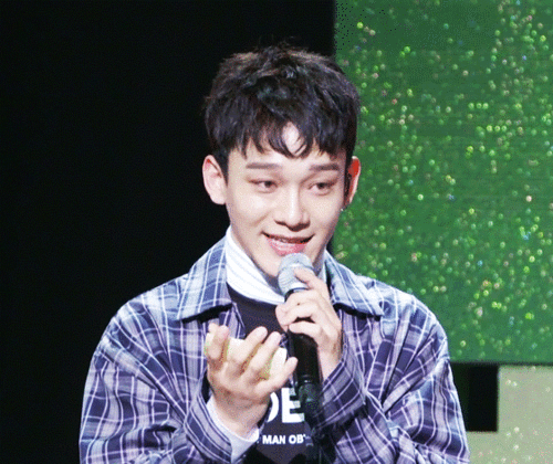 正是天团exo的主唱chen(金钟大).