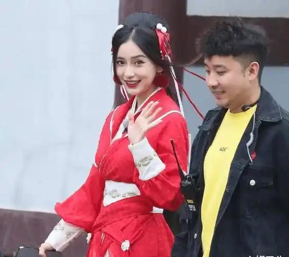 《奔跑吧9》新路透:全员cos古装人物,蔡徐坤还帅到热搜榜上_造型_杨颖